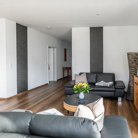 Hangar 19 Superior Mit Terrasse Und Garten H1w2 *